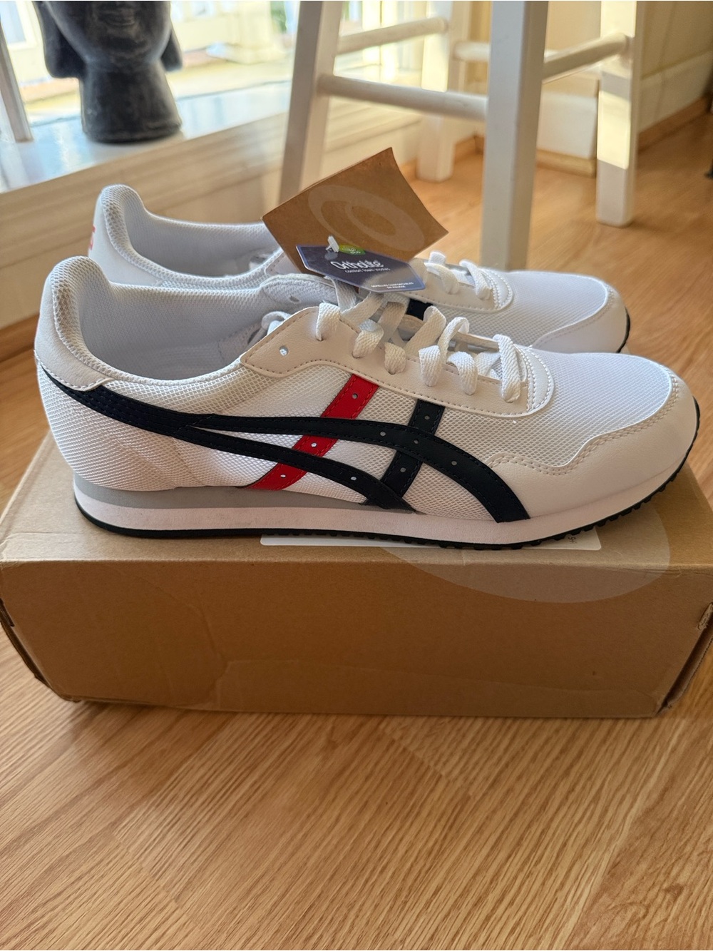 ASICS Men's Tiger Runner Classic White Red & Blue Sneakers Size 10